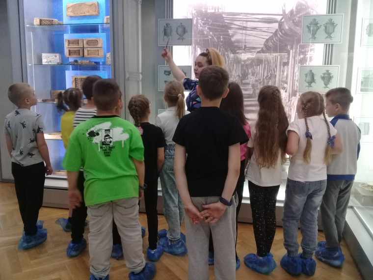 2 отряд посетил краеведческий музей.