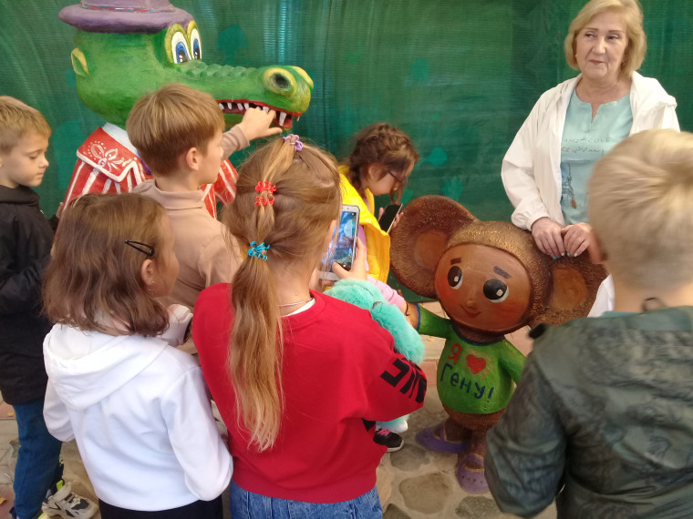 ученики 2 В класса посетили музей сказок под открытым небом в г. Домодедово.